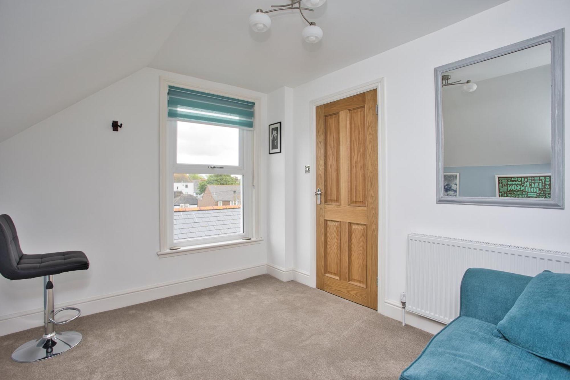 Spacious Seaside Escape In The Heart Of Deal, 4 Mins From The Beach 外观 照片
